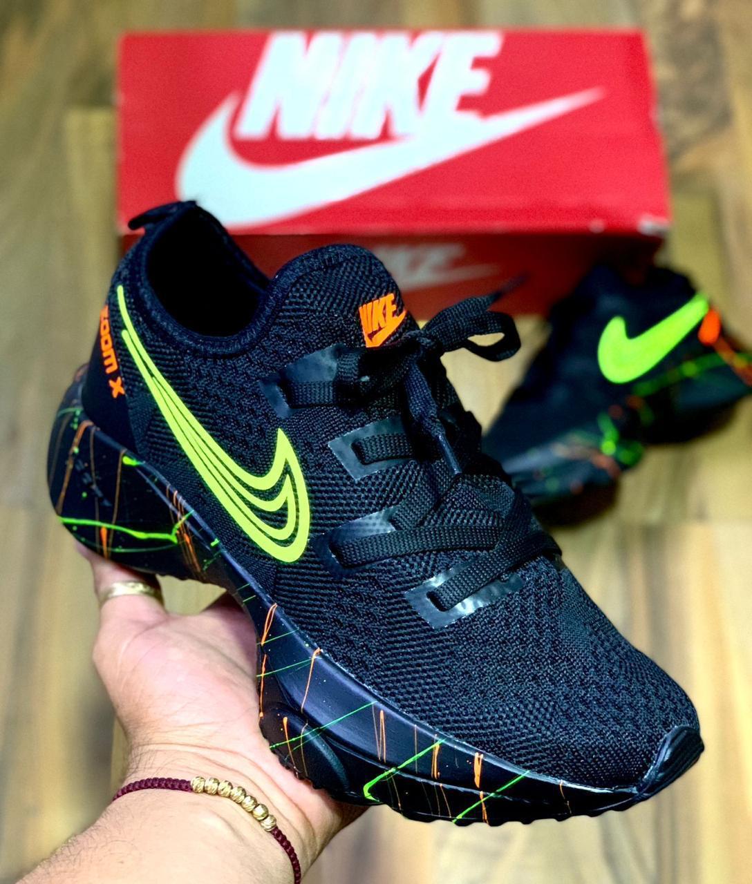 NIKE ZOOMX DAMA
